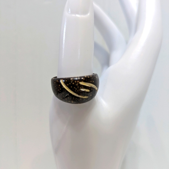 Bull Horn Ring Vintage Brown‎ Black White Tones Size 8 - Picture 4 of 4